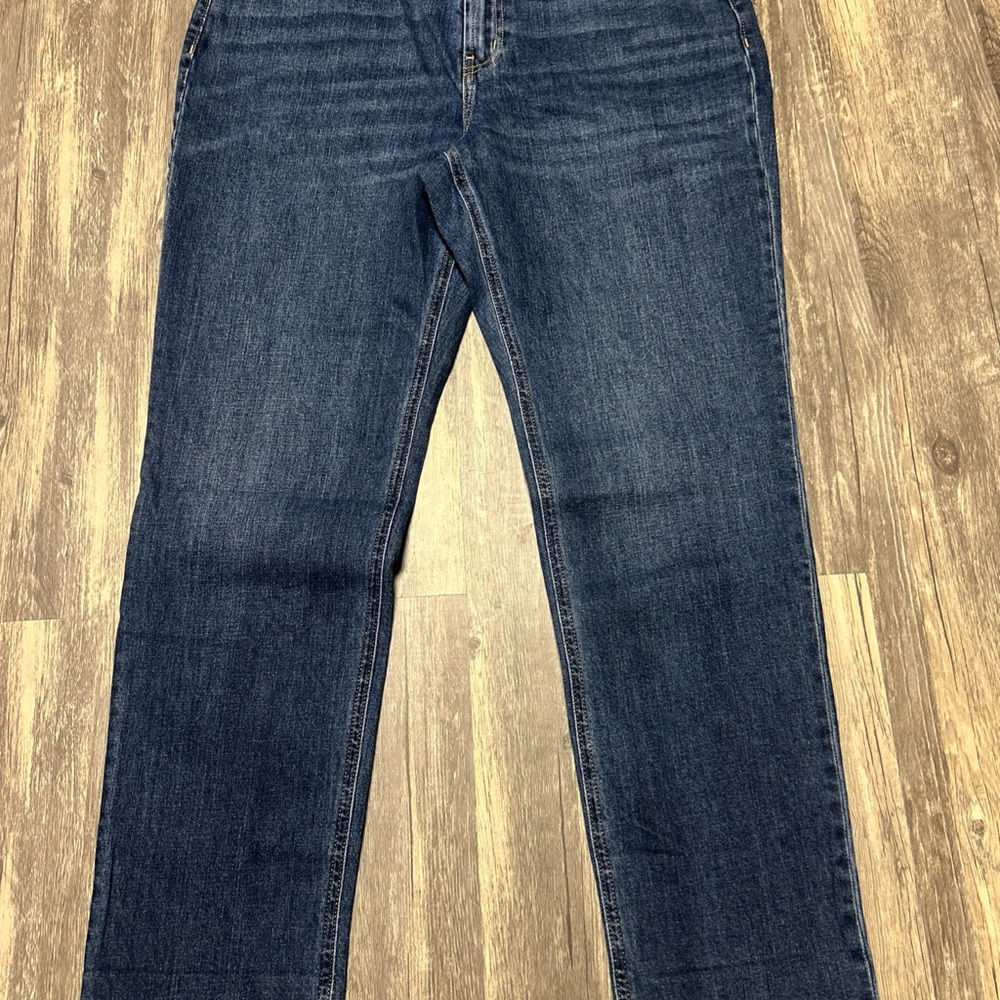 Old Navy Boyfriend Jeans Size 10 Straight Low-Rise | Raw Hem Uncuffed NWT